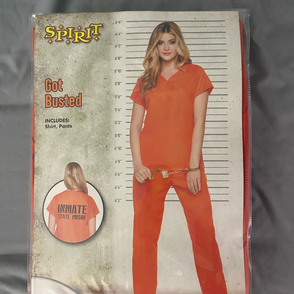 SPIRIT HALLOWEEN PRISONER COSTUME